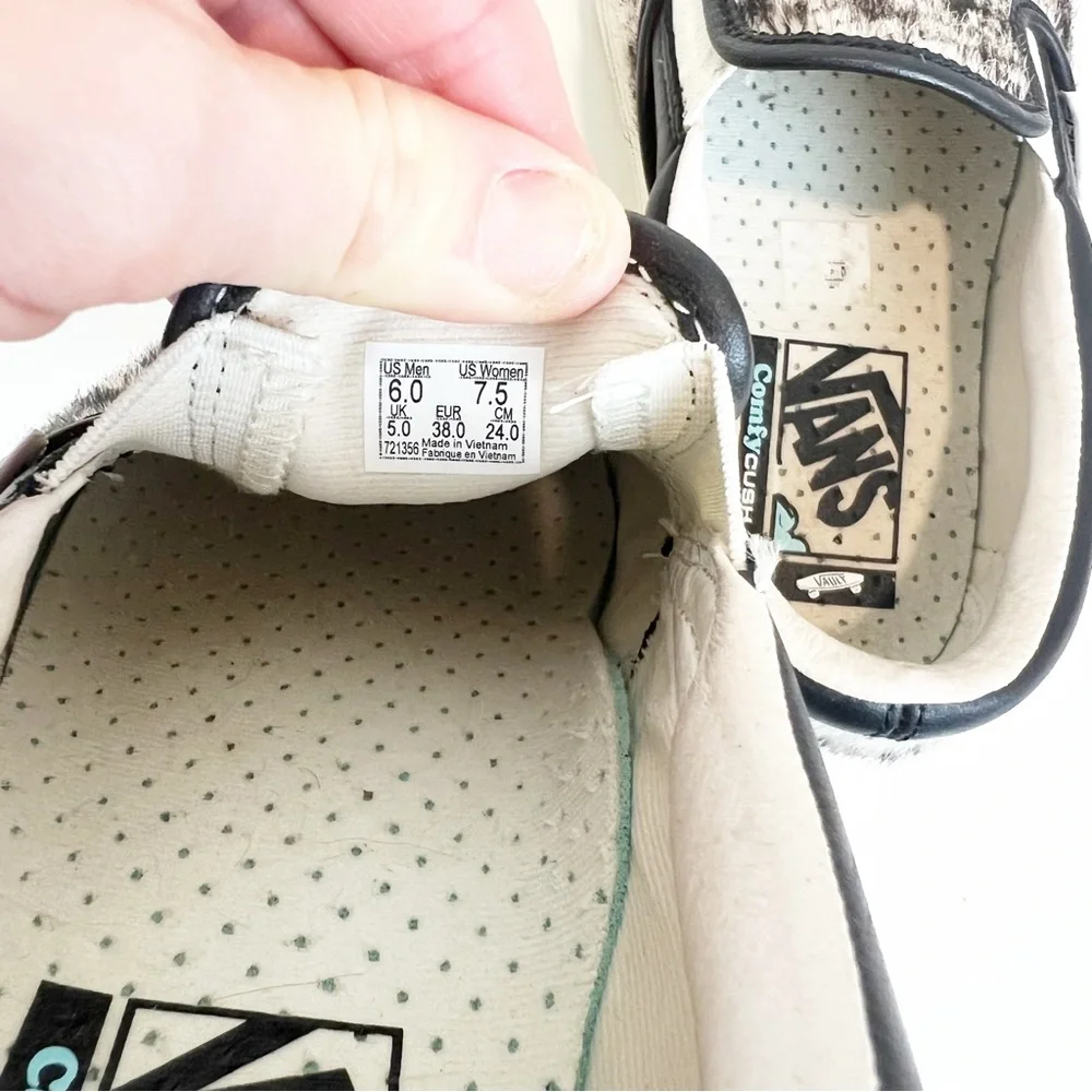 VANS Super COMFYCUSH Slip-on (Snake/Ponyhair/Marshmallow) Size 7.5 - Picture 9 of 9